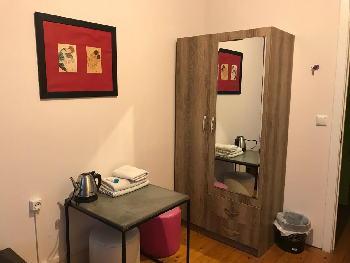 Brobro Hostel Тбилиси Екстериор снимка