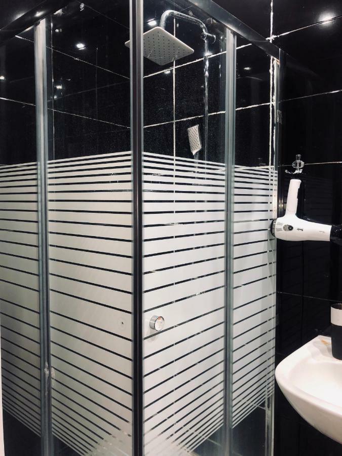 Brobro Hostel Тбилиси Екстериор снимка